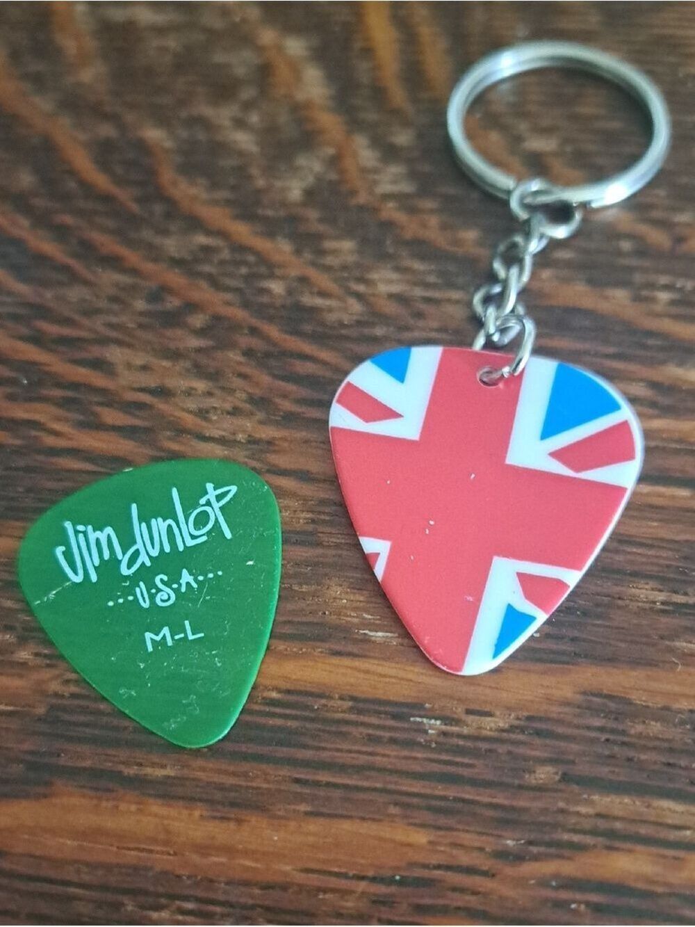 JIM DUNLOP BASS Union Jack keychain Guitar picks music nostalgia Old school
